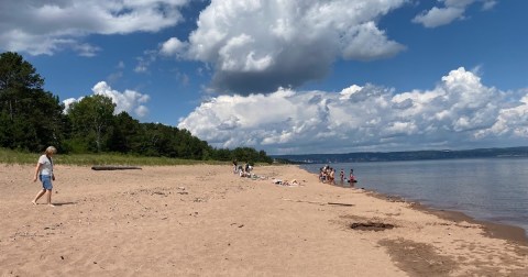 This Road Trip Will Give You The Best Minnesota Beach Day You've Ever Had
