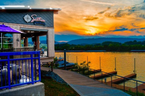 Enjoy An Upscale Dinner With A View At Scottie's On The River, A Beautiful Riverside Restaurant In Tennessee