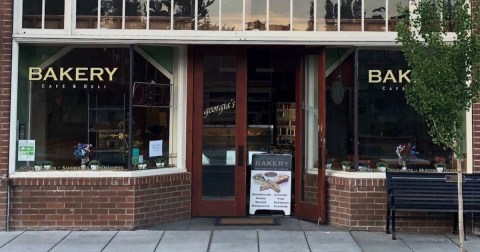 On Your Way To Snoqualmie Pass, Enjoy A Meal At This Hidden Gem Bakery In Washington