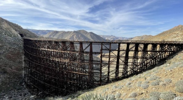 You’ve Never Experienced Anything Like This Epic Abandoned Railroad Hike In Southern California