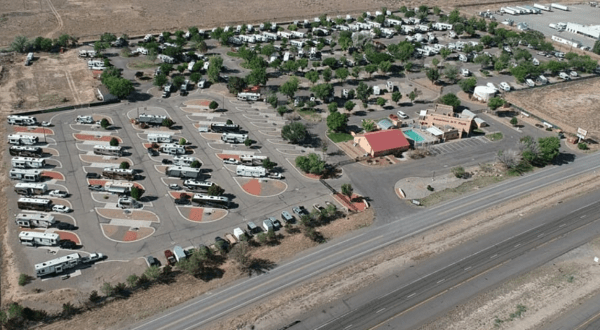 With A Hot Tub, Swimming Pool, And Clubhouse, This RV Campground In New Mexico Is A Dream Come True