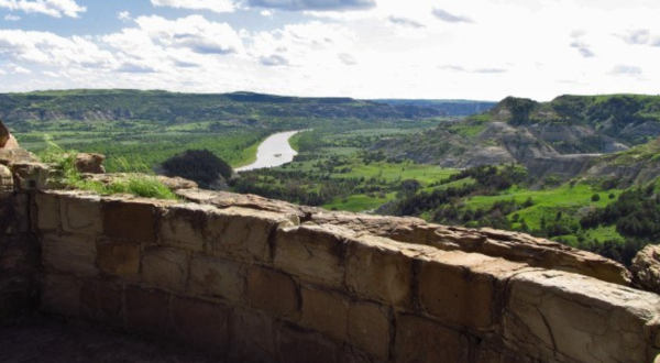 12 Unforgettable North Dakota Day Trips, One For Each Month Of The Year