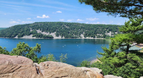 18 Best Hikes In Wisconsin: The Top-Rated Hiking Trails To Visit In 2024