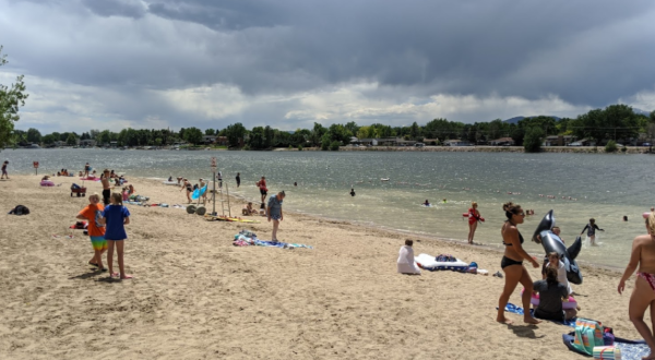 The One Pristine Inland Beach In Colorado That Will Make You Swear You’re On The Coast