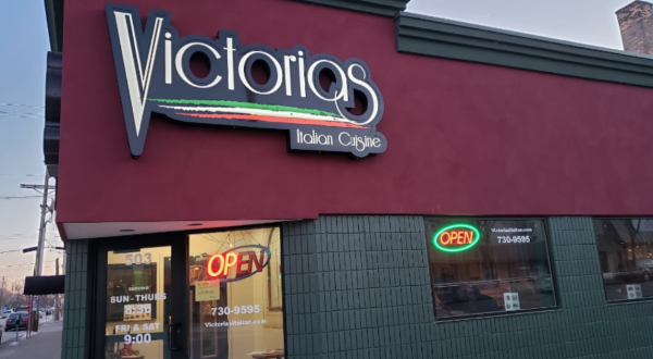 If Pasta Is Your Love Language, You’ll Be In Heaven At Victoria’s In Appleton