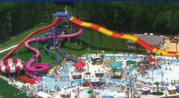 7 Epic Waterparks in Mississippi To Take Your Summer To A Whole New Level