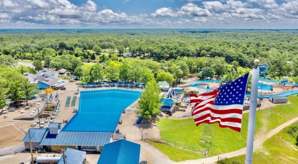 These 8 Epic Water Parks in Missouri Will Take Your Summer to a Whole New Level