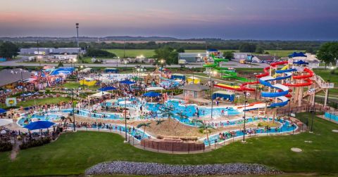 11 Awesome Arkansas Splash Pads And Water Parks To Visit This Summer