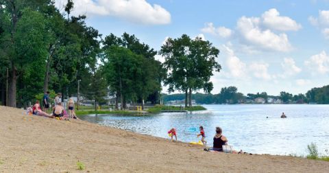 Visit Waubee Lake, One Of Indiana's Most Underrated Lakes And A Great Summer Destination