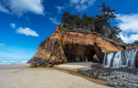 18 Best Hikes in Oregon: The Top-Rated Hiking Trails to Visit in 2023