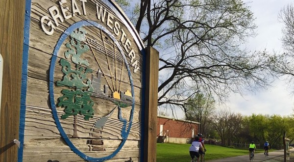 A Bike Trail Runs Through This Iowa Town And It’s The Ultimate Outdoor Playground