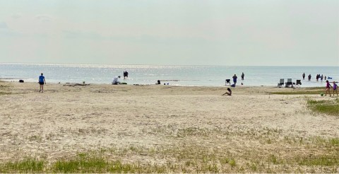 The One Pristine Inland Beach In Minnesota That Will Make You Swear You're On The Coast