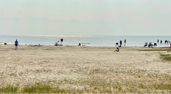 The One Pristine Inland Beach In Minnesota That Will Make You Swear You’re On The Coast