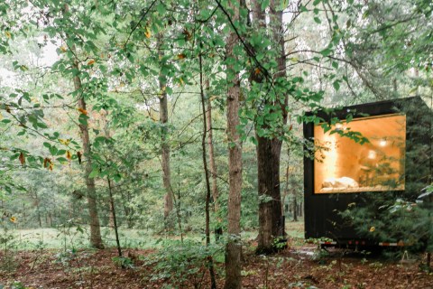 Getaway And Unwind Surrounded By Nature In The Alabama Forest