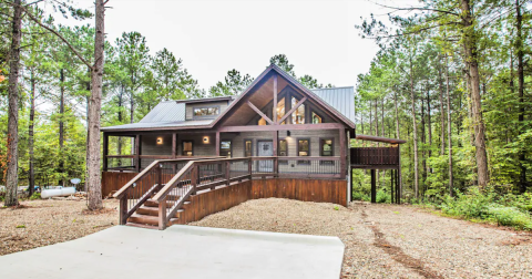 Get Away From It All At This Secluded Cabin With Its Very Own Hot Tub In Oklahoma