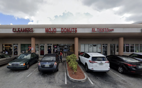 The Donuts At This Florida Restaurant Are So Good That They Sell Out Almost Every Day
