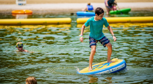 Karst Beach Is A Floating Waterpark In Kentucky That’s Fun For The Whole Family