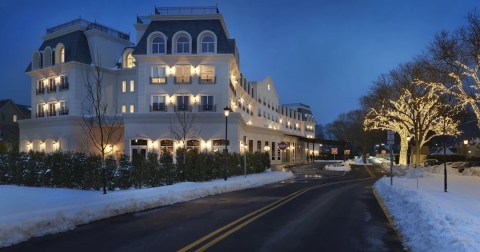 This Stupendous New Jersey Hotel With A Celebrity Chef's Restaurant Is Beyond Your Wildest Dreams