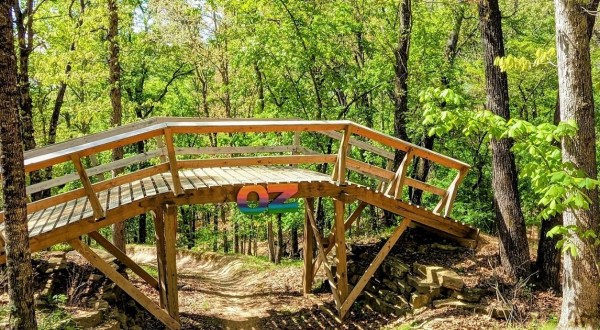 The Whimsical Trails In Arkansas With Several Caves And Footbridges You Just Can’t Beat