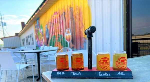 The Dog-Friendly Brewery In Arkansas That Just Might Be Your New Favorite Hangout
