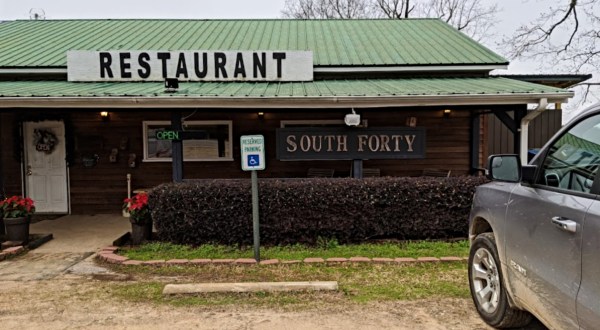This Tiny But Delicious Restaurant In Alabama Proves That Good Things Come In Small Packages