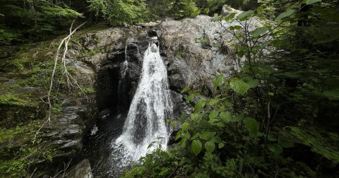 The Most Remote Waterfall In New Hampshire Is A Must-Visit This Summer
