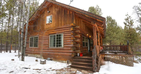 This Charming Cabin In Oregon Is The Perfect Place For A Relaxing Getaway