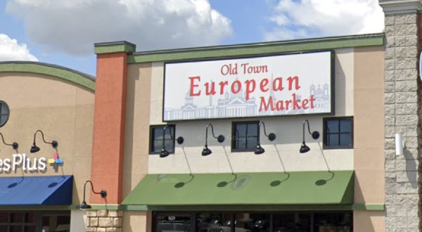 There Is A Tiny European Market Hiding In The Middle Of A Vibrant City In Missouri