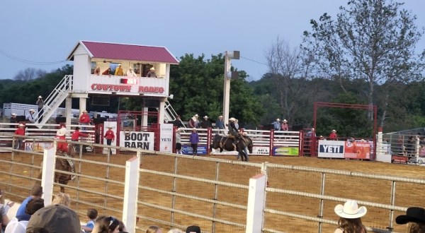 The Rodeo Capital Of New Jersey Is One Of The Most Charming Small Towns You’ll Ever Visit