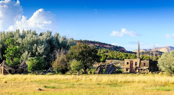 Fans Of The Show Gunsmoke Will Recognize This Abandoned Film Set In Utah