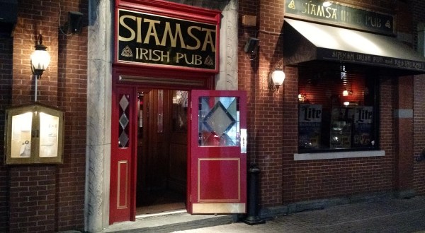 This Irish Pub Was Actually Built In Ireland, Dismantled, And Brought To Pennsylvania