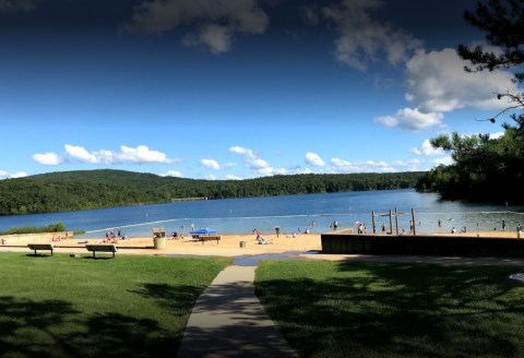This Remote Lake In Missouri Is A Must-Visit This Summer