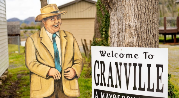 There’s No Community In Tennessee More Enchanting And Historic Than In Granville