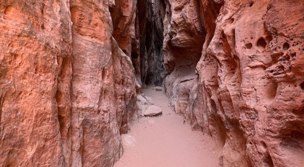 The Utah Trail With A Slot Canyon And Overlook You Just Can’t Beat