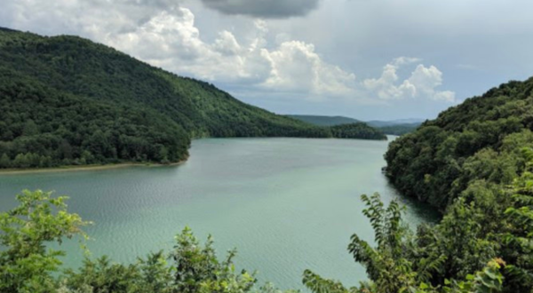 The Rural Virginia Lake Is The Perfect Place To Make A Splash This Summer