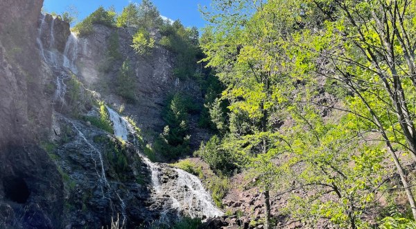 The Michigan Trail With An Overlook, Cave, And The State’s Highest Waterfall You Just Can’t Beat