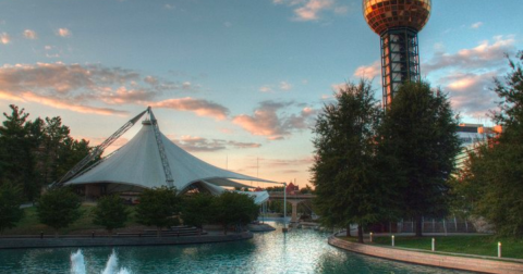 From Dawn To Dusk, Here's The Perfect Overnight Adventure In Knoxville, Tennessee