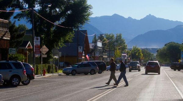 The Cowboy Capital Of Montana Is One Of The Most Charming Small Towns You’ll Ever Visit