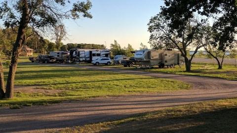 With A General Store And Epic Swimming Beaches, This RV Campground In North Dakota Is A Dream Come True