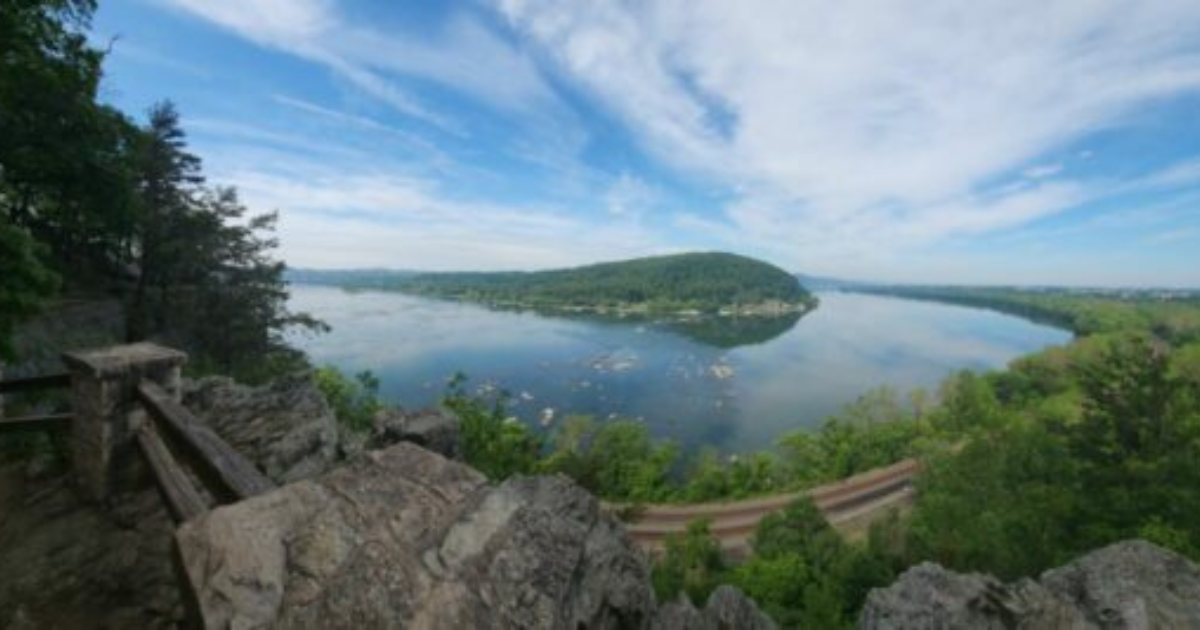 18 Best Hiking Trails In Pennsylvania: The Top-Rated Hiking Trails To Visit In 2023