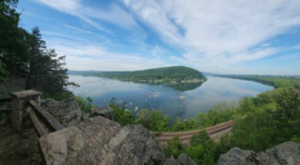 18 Best Hiking Trails In Pennsylvania: The Top-Rated Hiking Trails To Visit In 2023