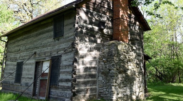 One Of The Oldest Buildings In Iowa Pre-dates The Civil War And Is Now Part Of A Historical Park