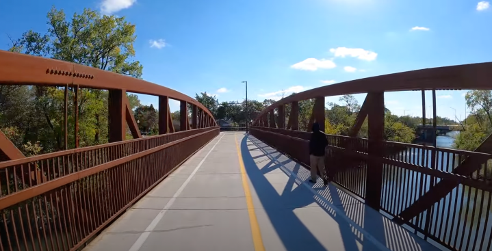 bike trail in Evanston & Skokie, Illinois