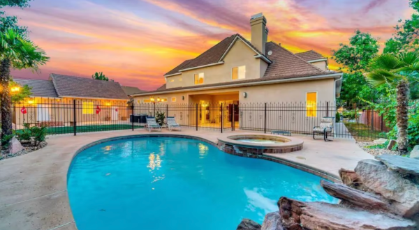 Get Away From It All At This Luxury Family Retreat With Its Own Pool In Southern Utah