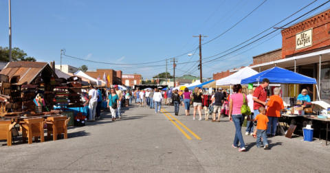 This Cotton-Themed Festival In Small Town Alabama Has Been Going Strong Since 1993