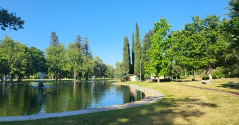 With Two Lakes, A Zoo And An Amphitheater, This Northern California Park Is The Ultimate Family Destination