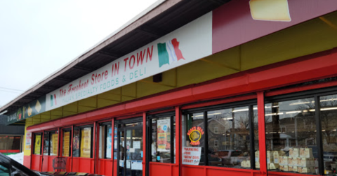 Hidden Inside A Coastal Town, This Old-School Deli Makes The Best Sandwiches In Massachusetts