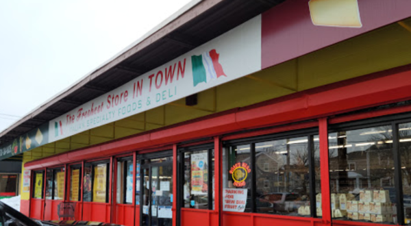 Hidden Inside A Coastal Town, This Old-School Deli Makes The Best Sandwiches In Massachusetts