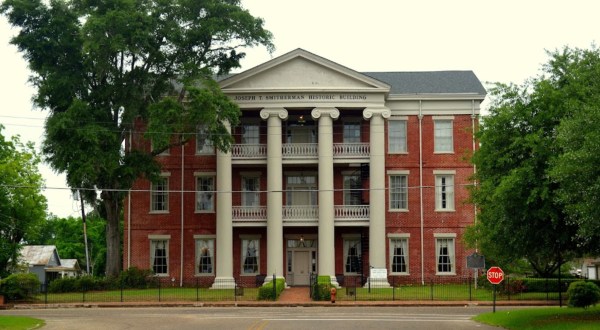 One Of The Oldest Buildings In Alabama Was Originally A Masonic School And Eventually Served As A Civil War Hospital