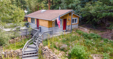 This Cozy Cabin Is The Best Home Base For Your Adventures In Colorado's Coal Creek Canyon